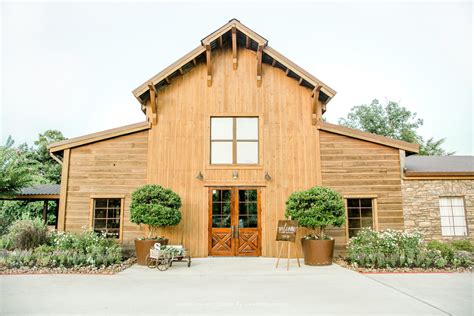 Big Sky Barn - Wedding Venue - Weddings in Houston