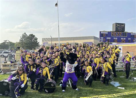 MSU Mankato officials to unveil ‘Sittin’ with Stomper’ bronze statue