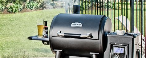 Broil King - Gas and Charcoal Grills | BroilKing