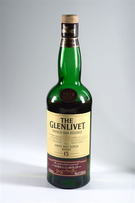 File:Glenlivet Single Malt Scotch Whisky French Oak Reserve 15 years old.jpg - Wikimedia Commons