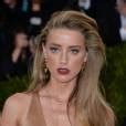 Amber Heard et Lily-Rose Depp au Met Gala le 2 mai 2016 à New York ...