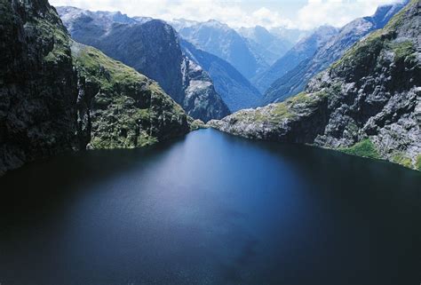 Lower Lake Quill above Sutherland Falls, Fiordland National Park, New Zealand (OS) [1536x1043 ...