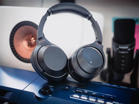 Sony unveils a new Noise-cancelling wireless headphone and portable ...