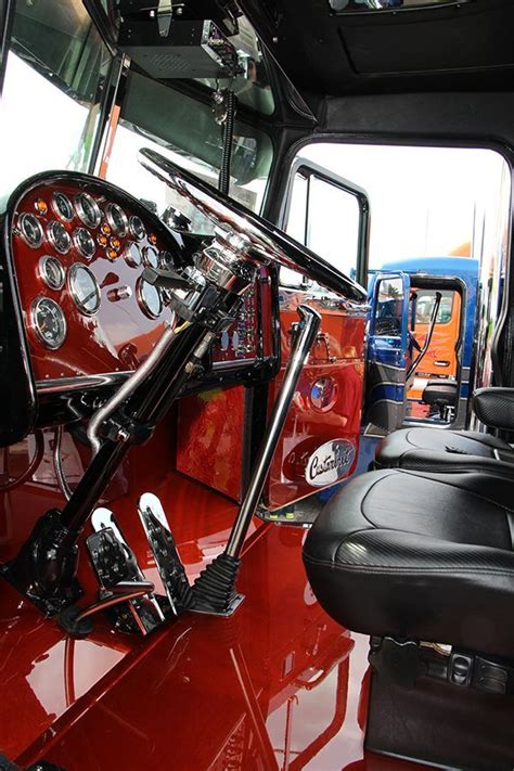 #truckingpeterbilt #interior #customTrucking..Peterbilt custom interior ...