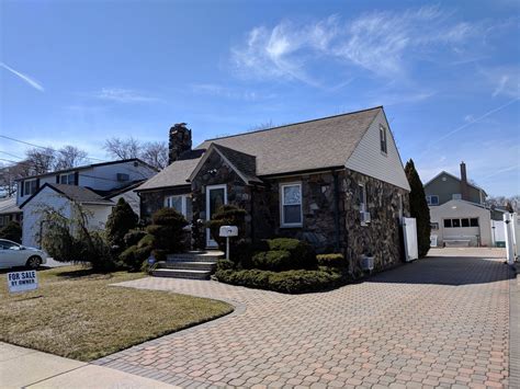 1540 Fenimore St, Bellmore, NY 11710 | Trulia