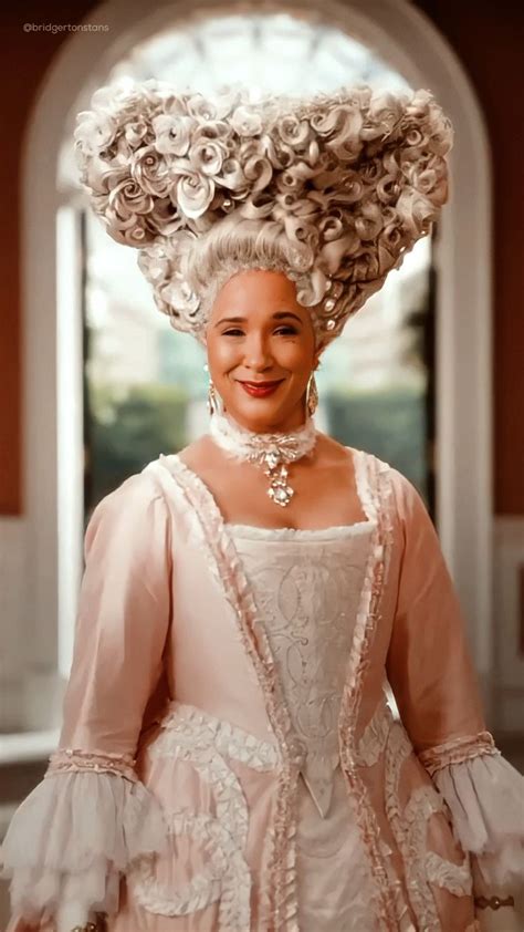 wallpaper queen charlotte • bridgerton in 2023 | Wig styles, Set dress, Rococo hairstyles