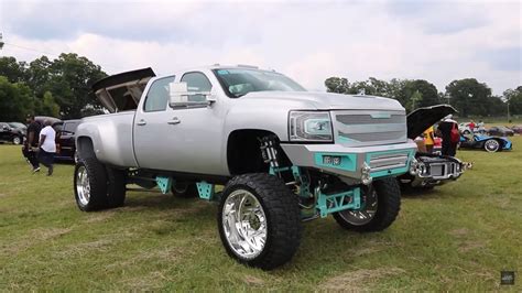 Teal-Accented Chevy Dually Looks Able to Deploy a Drive-In Movie ...