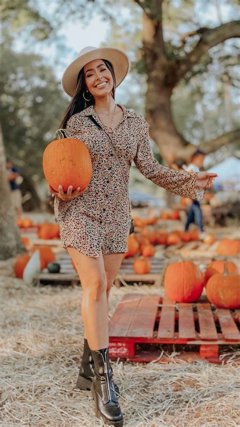 #pumpkinpatchoutfit #fall #fallfashion #bootsforwomen #autumncolors # ...