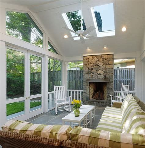 35 Beautiful Sunroom Design Ideas | Porch design, Sunroom designs ...