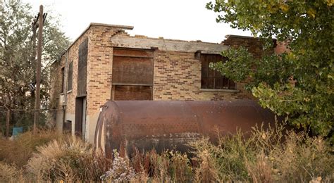 Documentary Photography: Abandoned Service Station Benjamin, Utah