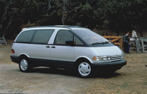 Need Some Babes? Buy This Modified Toyota Previa - The News Wheel