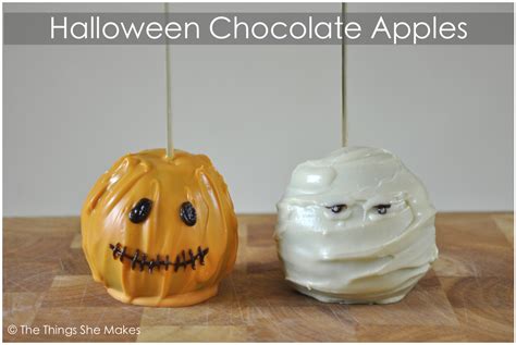 Halloween Chocolate Apples | The Things She Makes