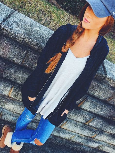 casual cute outfit. fall outfits. baseball cap outfits. Cap Outfits For Women, Outfits With Hats ...