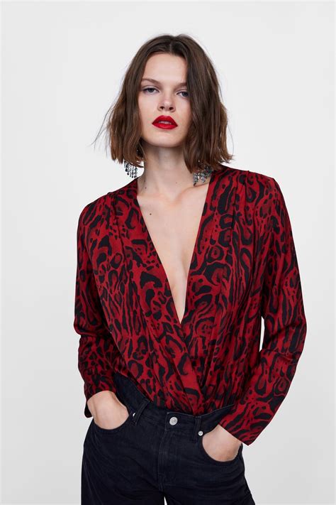 Image 2 of ANIMAL PRINT BODYSUIT from Zara in 2019 | Fall fashion outfits, Office fashion women