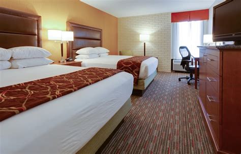 Drury Inn & Suites Denver Near the Tech Center - Drury Hotels