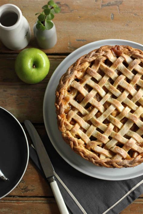 Traditional Apple Pie – Butter Baking