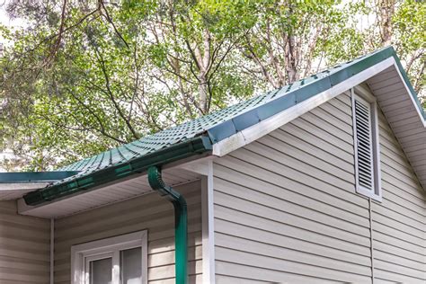 The Pros And Cons Of Installing Metal Siding