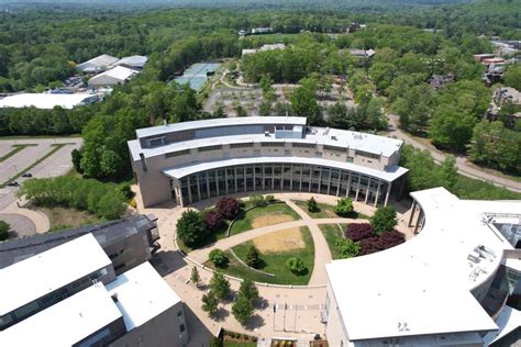 Olin Rises to No. 2 in 2023 U.S. News & World Report Ranking | Olin College of Engineering