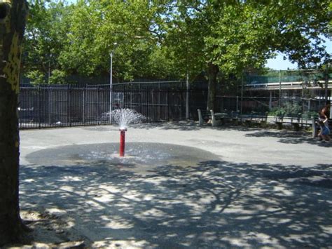 Bay Terrace Playground Highlights : NYC Parks