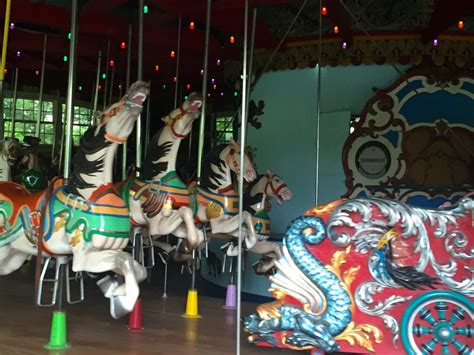 Central Park Carousel – Fun-Sized Bites of the Big Apple