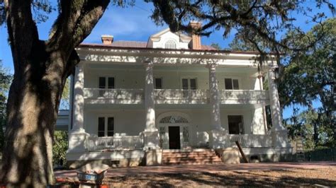 An EXCLUSIVE look into the renovation of the Admiral’s House | WCBD News 2