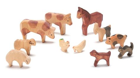 Wooden Animal Set - Farm Play | Farmyard animal, Farm yard, Wooden animals