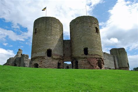 Rhuddlan Castle - Denbighshire Wales | Castles in wales, Castles to ...