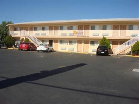 Budget Inn Motel (Needles (CA)) - Deals, Photos & Reviews