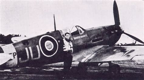 Spitfire pilots and aircraft database - Spitfire EP166