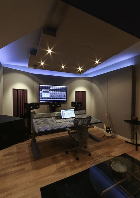 ...You Make Me Feel So Fine... | Music studio room, Home studio setup, Home studio design