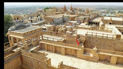 Sandstone Buildings / Best Pictures of Sandstone Buildings | Sandstone, Cool pictures, Building