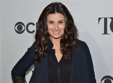 Idina Menzel to Star in Remake of Beaches - TheaterMania.com