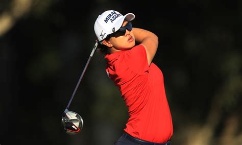 CME: Sei Young Kim gets hot early, opens with 65 at LPGA finale