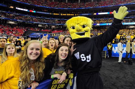 UFC on ESPN+ 4: Wichita State mascot confuses hell out of fighters