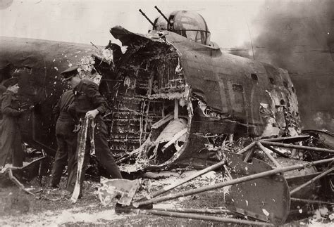 Avro Lancaster Crash Landing. | Wwii aircraft, Lancaster bomber, Lancaster