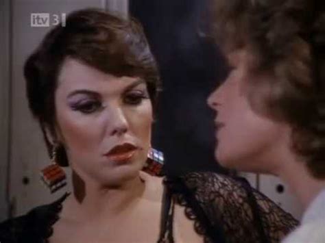 Cagney & Lacey – S01 E01 – You Call This Plain Clothes – Meg Foster ...