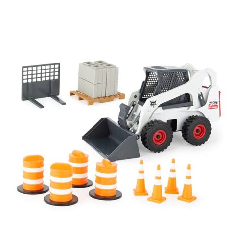 ERTL 1:16 Bobcat Big Farm Skid Steer Set with Barrels and Cones - 47259 | Blain's Farm & Fleet