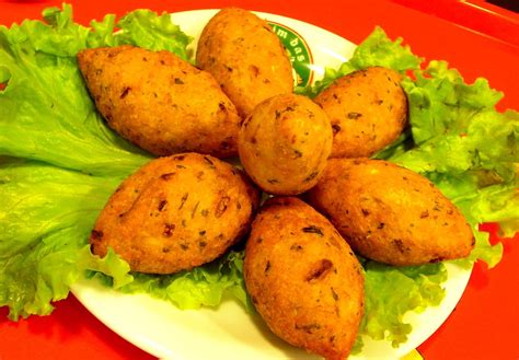 Bom de Garfo Brasil: Receita de Bolinho de Bacalhau