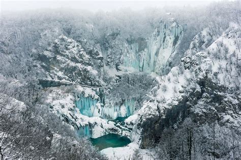 Croatia in winter: Plitvice Lakes | Happy.Rentals