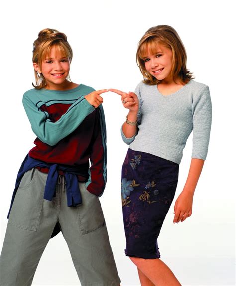 Mary-Kate and Ashley Olsen Halloween Costumes | POPSUGAR Entertainment