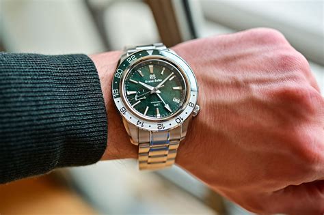 Hands-On With The Grand Seiko Spring Drive GMT Hotaka Peaks SBGE295