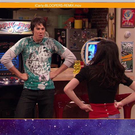 iCarly | SHORT | Bloopers Remix - iCarly (Clips) | Nickelodeon