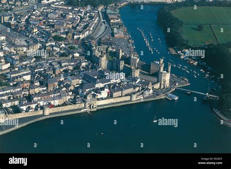 Caernarfon castle aerial hi-res stock photography and images - Alamy