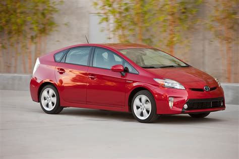 Toyota Prius Hybrid 2012 Описание, Характеристики Toyota Prius | HEvCars