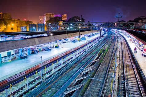 Pune Railway Station at 01:47am | Angshuman Debraj | Flickr