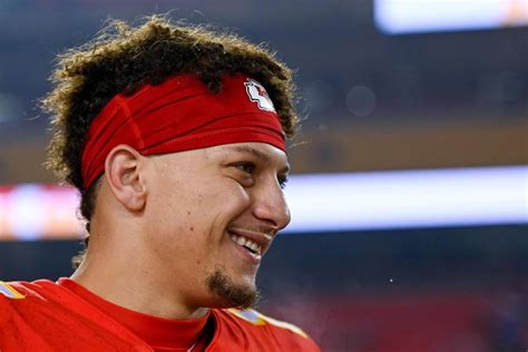 ‘Truly an honor’ for Patrick Mahomes to be Chiefs’ NFL Walter Payton ...