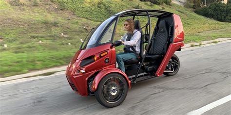 Arcimoto's 3-wheeled Fun Utility Vehicle will get home delivery from DHL