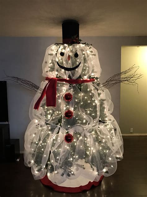 My Frosty the Snowman Christmas Tree ! | Snowman christmas decorations, Snowman christmas tree ...