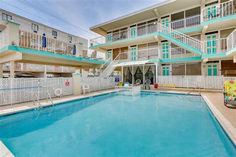 Wildwood Condo with Community Pool Walk to Beach!, Wildwood (updated ...