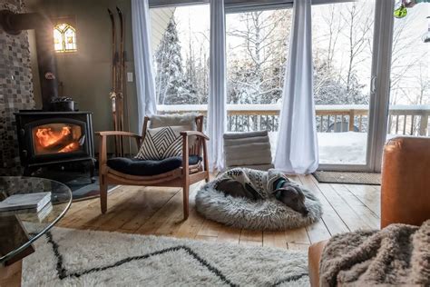 The Coolest Pet-Friendly Airbnbs in Vermont